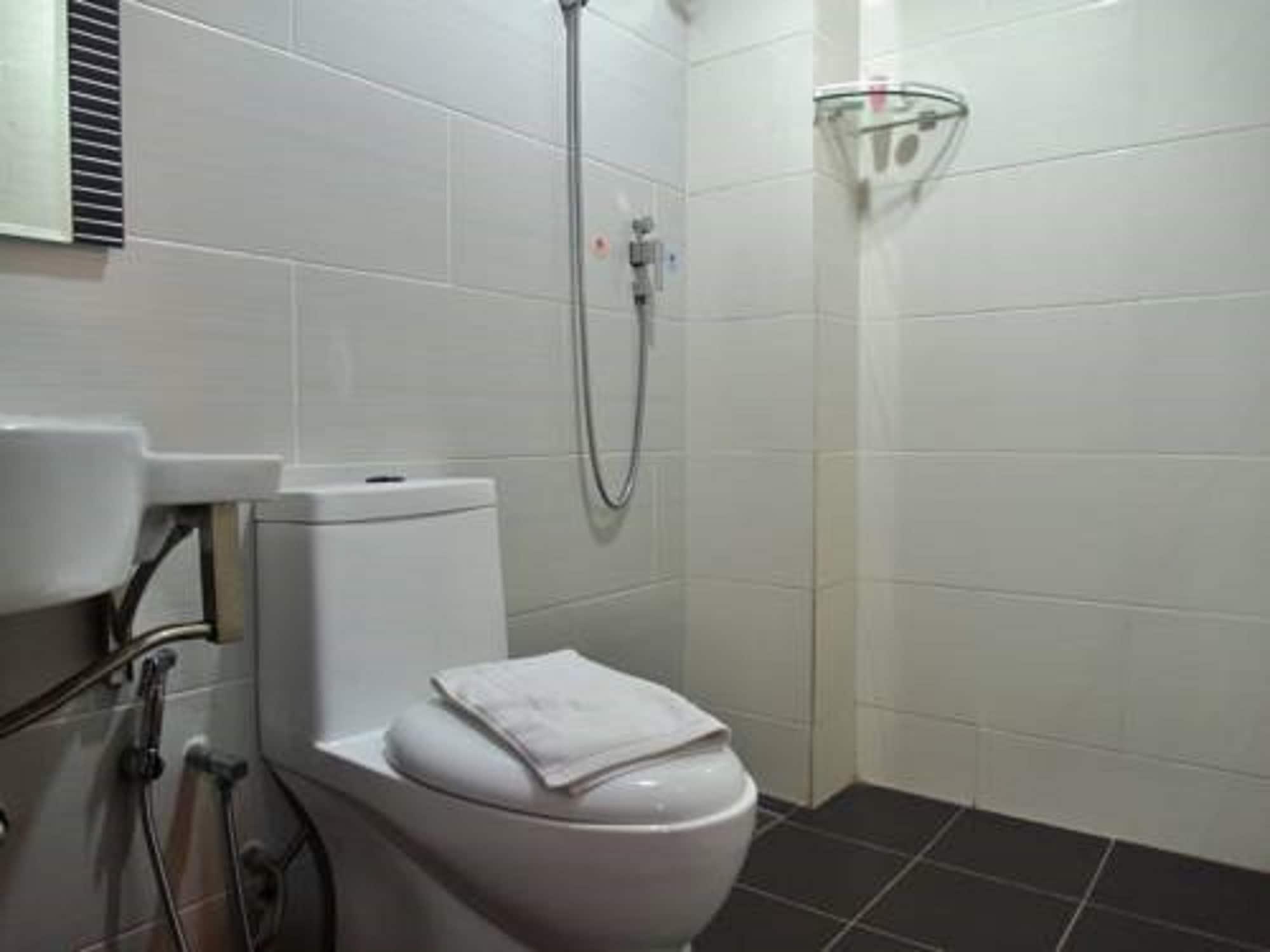 קוטה קינבלו Classic Kinabalu Hotel מראה חיצוני תמונה