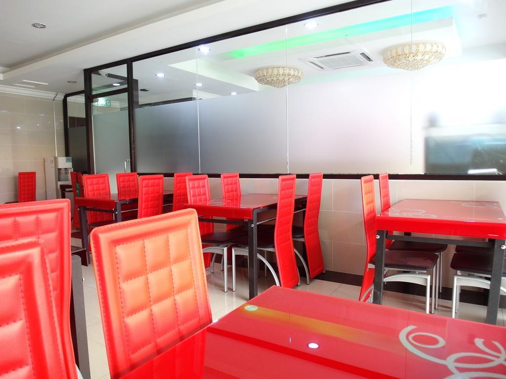 קוטה קינבלו Classic Kinabalu Hotel מראה חיצוני תמונה
